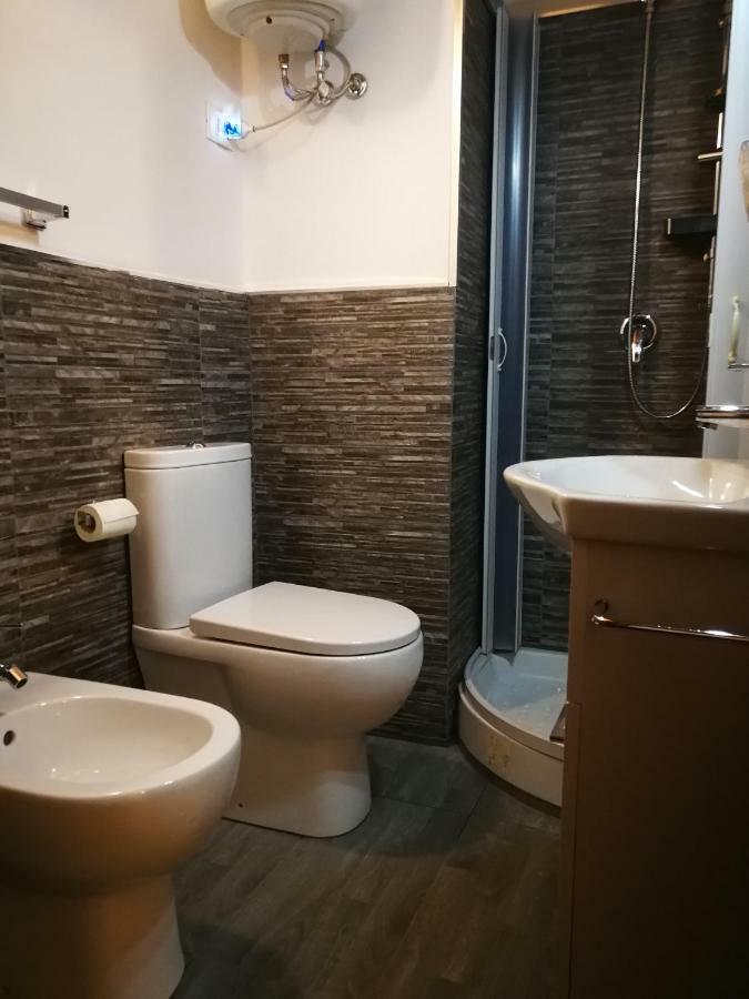 Kasavucciria Apartments Palermo Luaran gambar